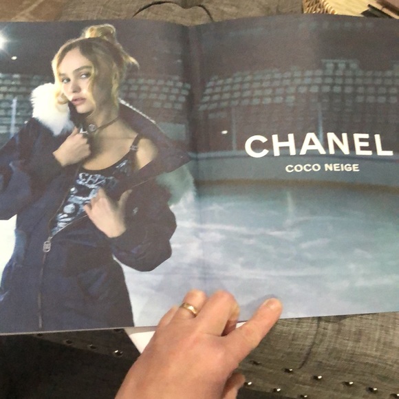 Chanel magazine - Picture 10 of 11